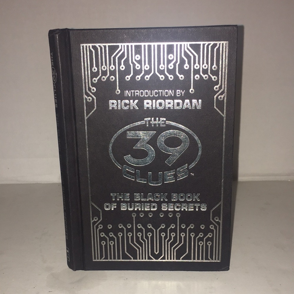 The 39 Clues: The Black Book of Buried Secrets